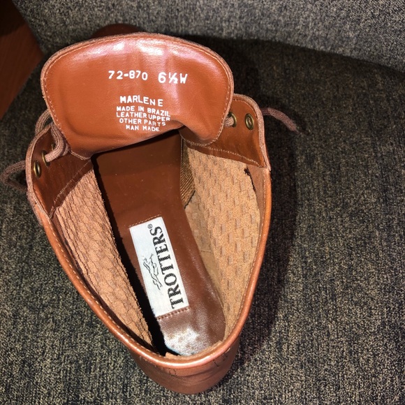 Trotters Brown leather boots sz6.5 w Marlene style - Picture 2 of 8